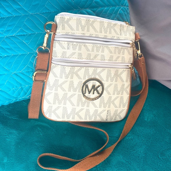 MICHAEL Michael Kors Handbags - Michael Kors- crossbody bag